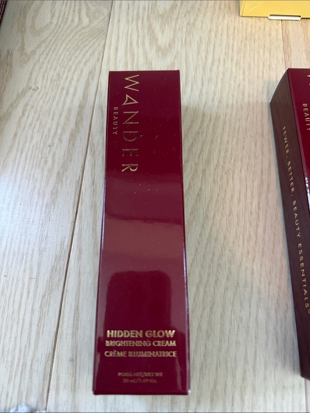 Wander Beauty Hidden Glow Brightening Cream - Burgundy & Gold Box